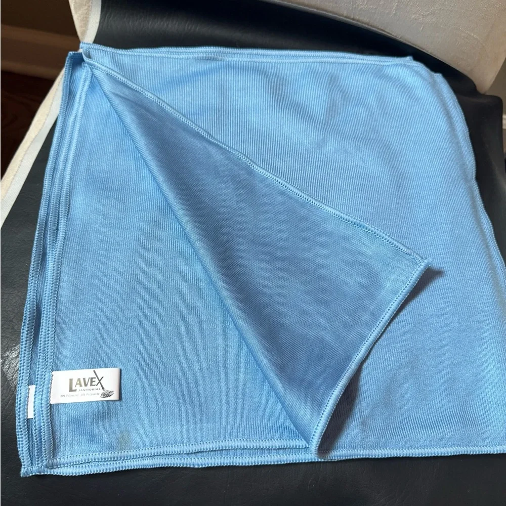 Professional glassware polishing cloths